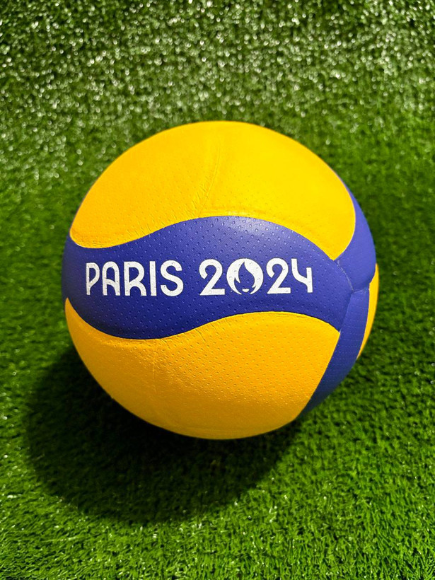 توب والیبال مدل میکاسا پاریس 2024